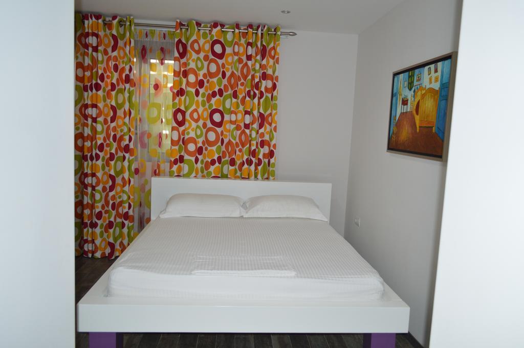 Tirana Hotel Ksamil Rom bilde